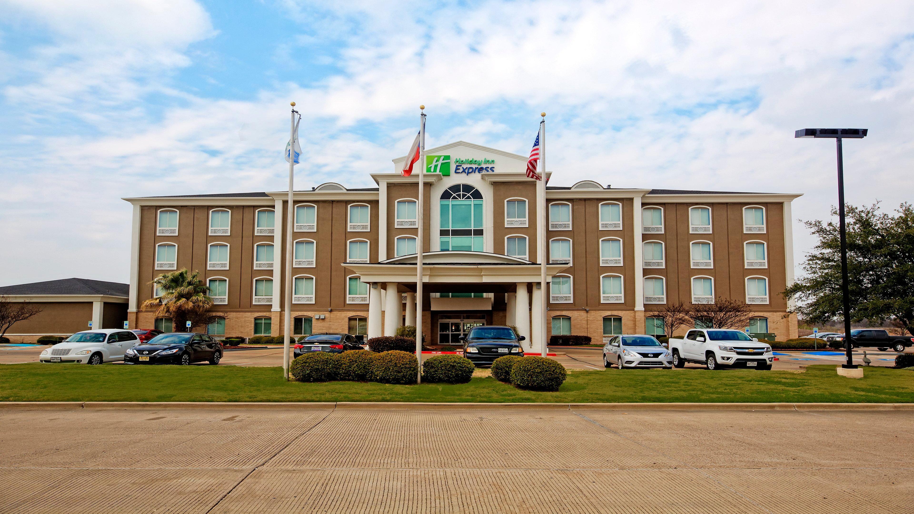 Holiday Inn Express Hotel And Suites Corsicana I-45 By Ihg Exterior foto