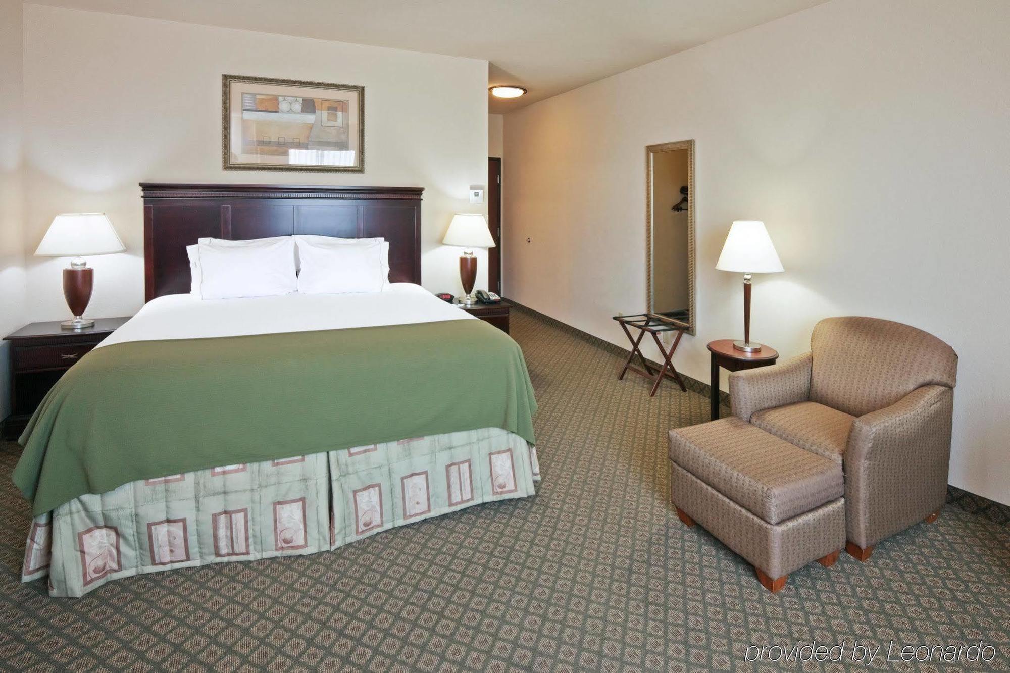 Holiday Inn Express Hotel And Suites Corsicana I-45 By Ihg Quarto foto