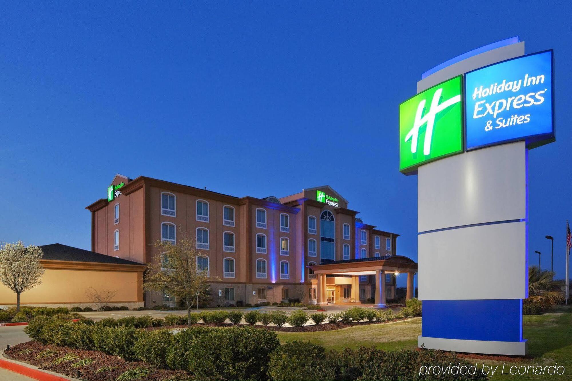 Holiday Inn Express Hotel And Suites Corsicana I-45 By Ihg Exterior foto