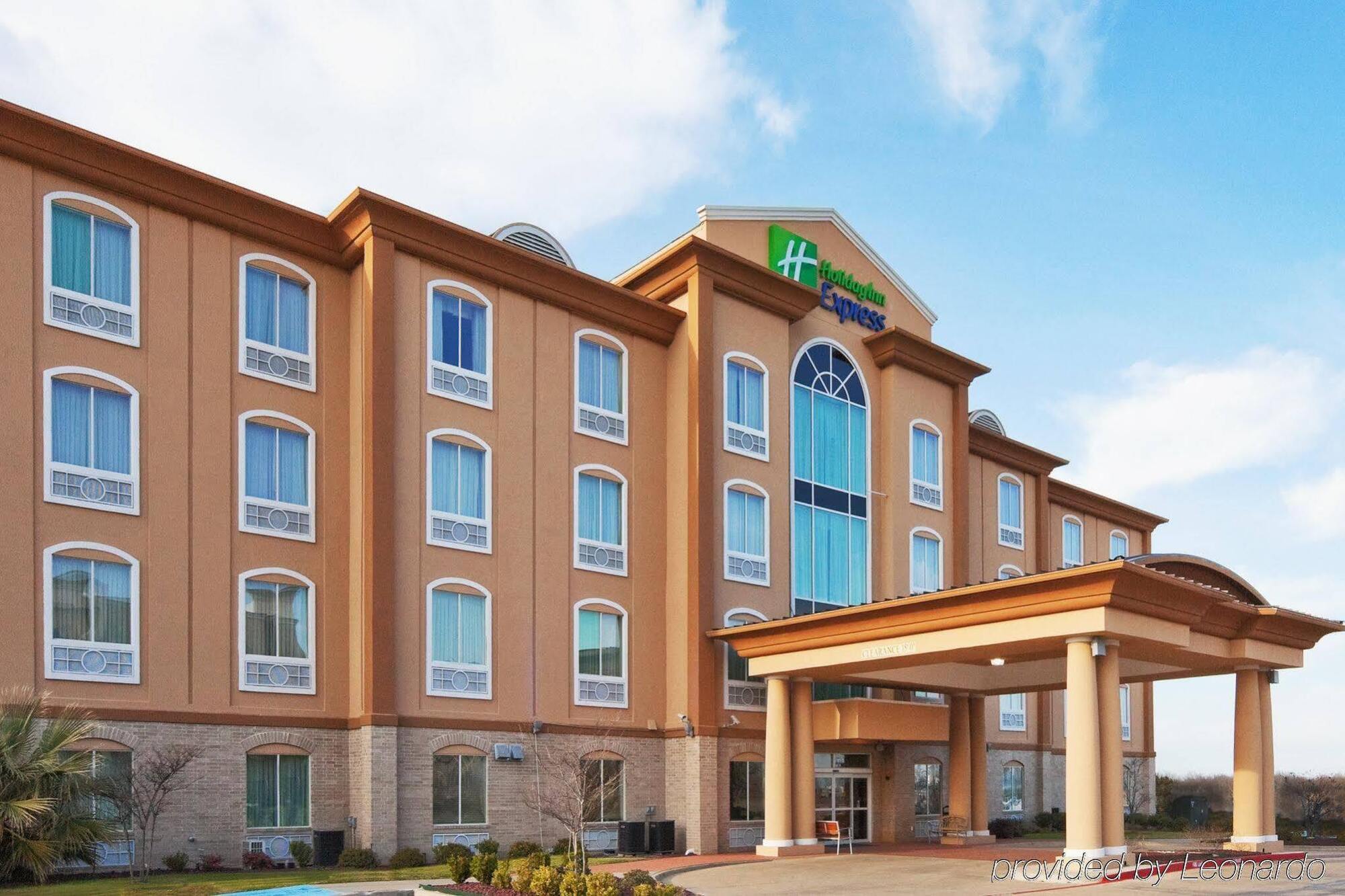 Holiday Inn Express Hotel And Suites Corsicana I-45 By Ihg Exterior foto